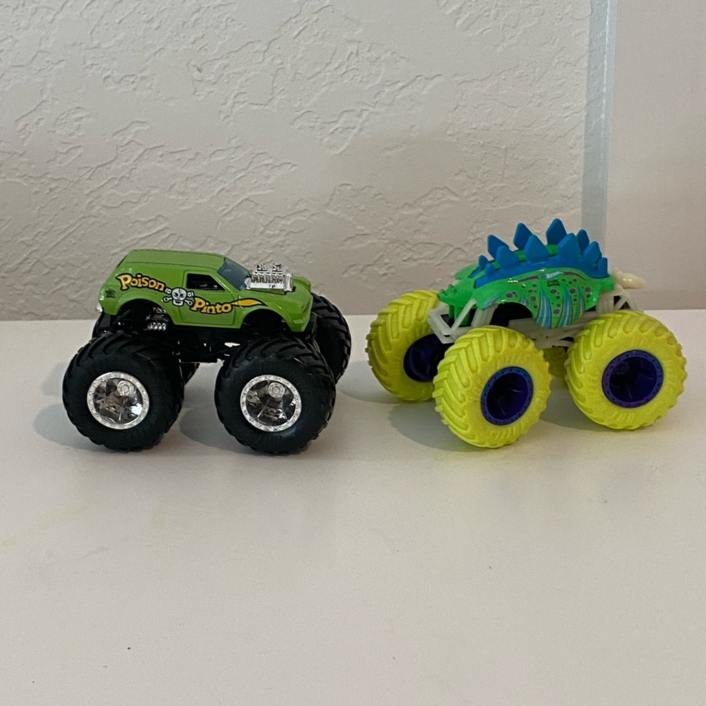 Hot Wheels
Monster Trucks Green Monster Truck Toy - Kids Toys